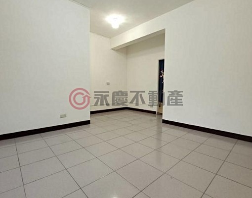 七堵自治街美寓/距七堵車站及七堵市場近/生活機能極佳 - Image 6