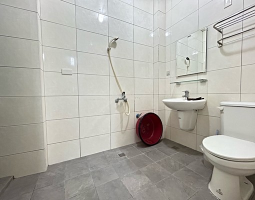 國華街8坪2樓獨立便宜套房(有陽台有洗衣機) - Image 7