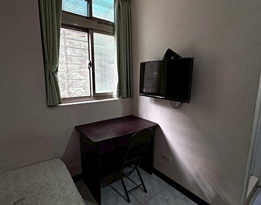 板新✨採光通風✨獨洗曬✨免爬高✨便宜套房✨生活機能佳 - Image 3