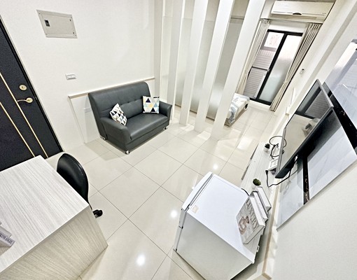 逢甲秒殺🌺類一房一廳🌺陽台獨洗🌺沙發🌺雙層冰箱🌺 - Image 1