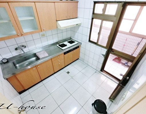 近火車站🌺電梯管理員🌺大三房平車🌺家具全配🌺租補🌺 - Image 8