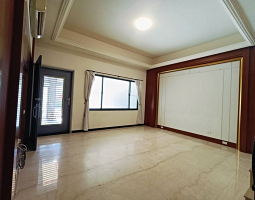 鄭仔寮明亮寬敞臨路三角窗傳統格局大車墅 - Image 3