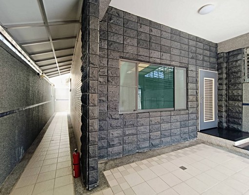 鄭仔寮明亮寬敞臨路三角窗傳統格局大車墅 - Image 2