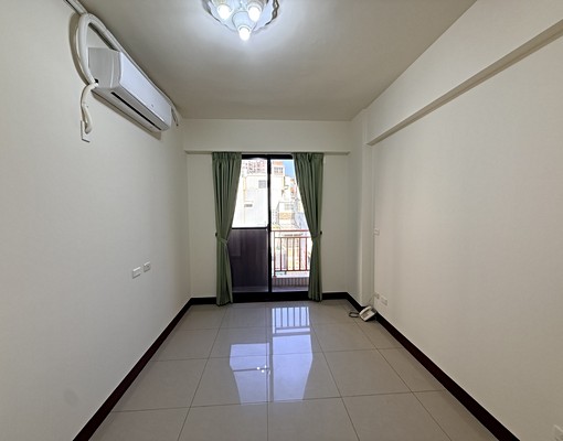 💰新竹近商圈西大路透天5房門前停車💰 - Image 9