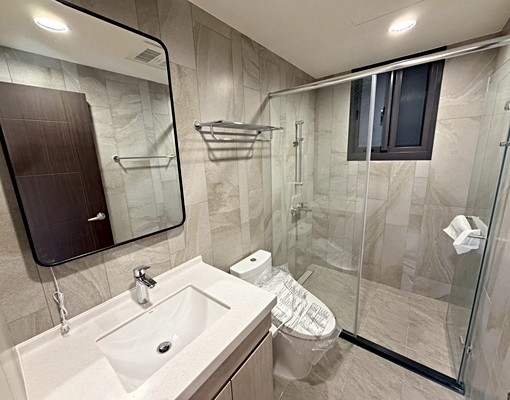 洲際ONE🌸三房🌸平面車位🌸洲際棒球場旁 - Image 9