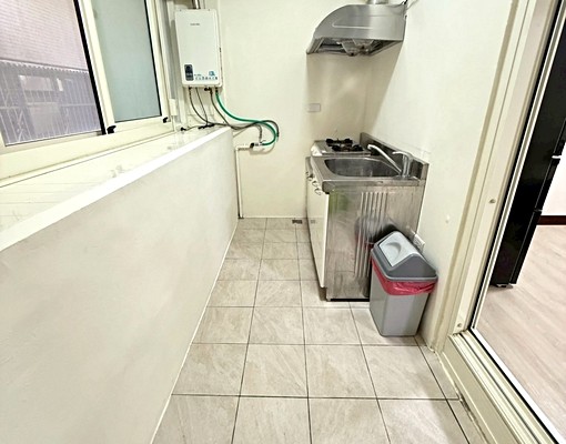 G7捷運站旁/北平商圈屋況超好2+1房三樓美寓/家電齊全 - Image 15