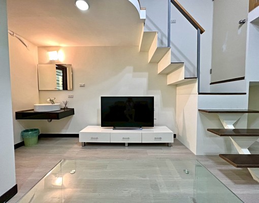 高鐵區-美麗新世界含家具 - Image 6