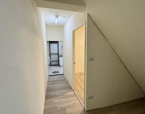 近光復橋~透天1.2樓(1樓無障礙空間~可租補) - Image 7