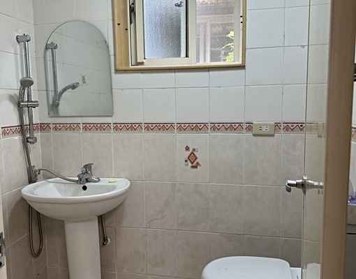 近捷運象山站-獨立陽光套房 - Image 3