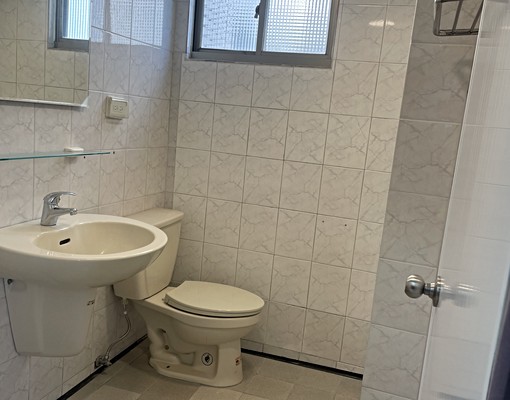 近台積電/國一楠梓交流道/學區公園/高生活機能/戶數少大空間 - Image 8