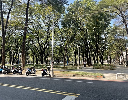 近台積電/國一楠梓交流道/學區公園/高生活機能/戶數少大空間 - Image 11