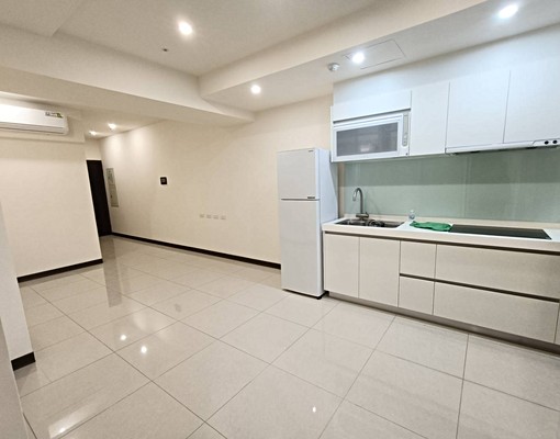 世界花園看101景觀3房車~邊間採光佳~可補助，大主臥房 - Image 2