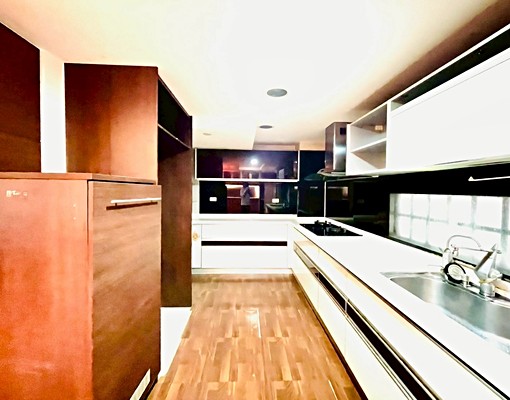 房東瘋了嗎可租補地坪41大里僅此一戶7米震後可停雙車 - Image 7