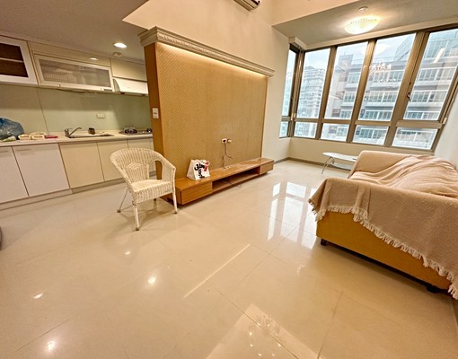 竹圍捷運南加州★嚴選溫馨附家電具含管理費★ - Image 1