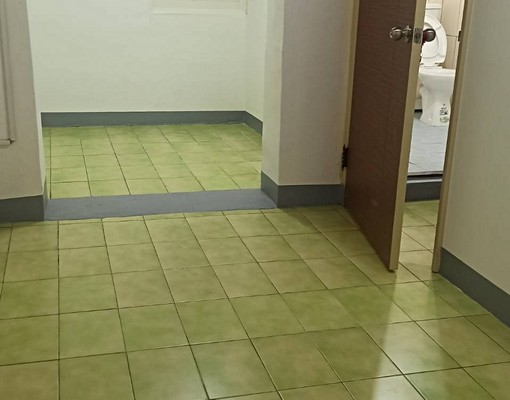 三和路近三和國中獨棟透天新裝潢 - Image 1