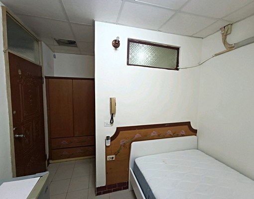 鳳山近鳳凌廣場/捷運站/家樂福/鳳農市場 - Image 7