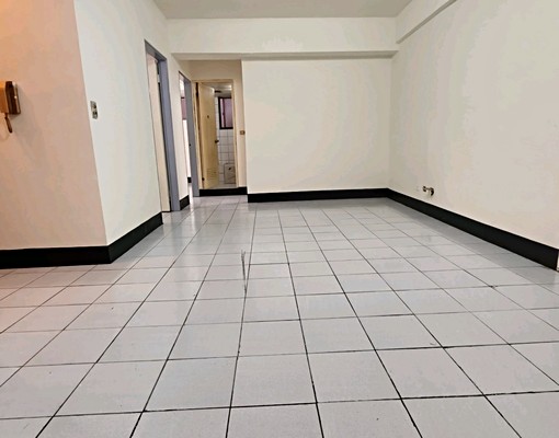 頭家國小電梯三房可租補 - Image 1