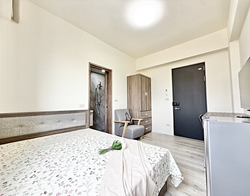 近秀泰💖整棟全新✨陽台獨洗✨絕美採光✨好停車✨衛浴開窗✨ - Image 5