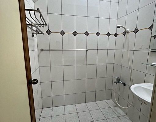 騎車5分鐘府中捷運站/忠孝國中、機能佳、靜巷、交通便利 - Image 14