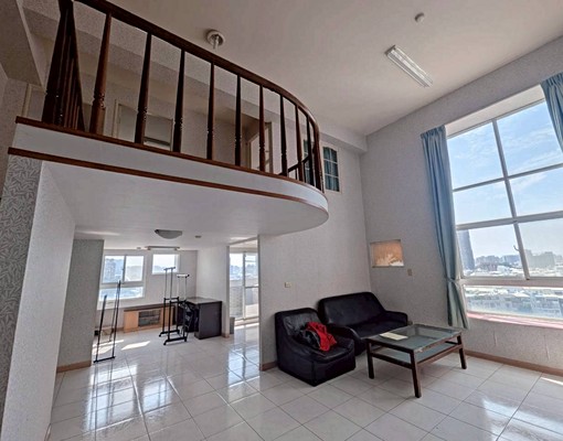 瑞彼家【永康新興街可租補電梯樓中樓4房2廳2衛|近成大南台】 - Image 9