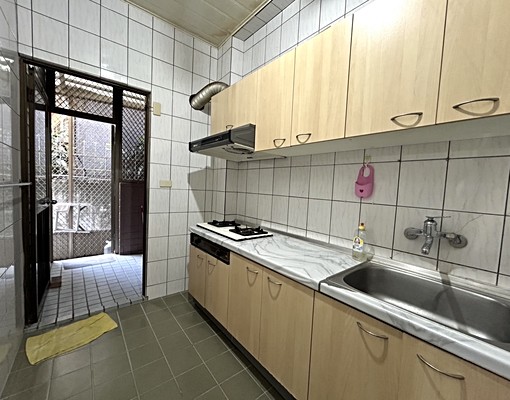 超值三房⭐️挑高設計⭐️間間開窗⭐️生活機能極佳⭐️近一點利 - Image 4