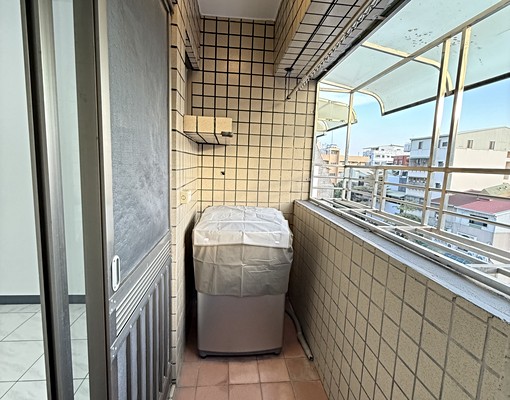 新光三越新天地旁建興南師附小學區舒適美宅 - Image 12