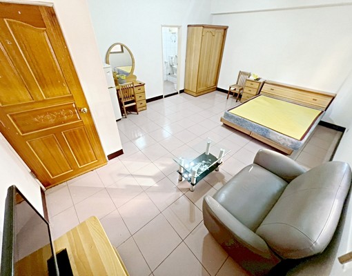 獨家🔥捷運三重站✦超值大空間✦整面採光✦電梯免爬樓✦衛浴窗 - Image 4