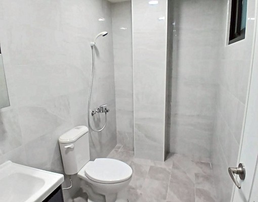 跨年煙火第一排超級大露台🉑雙租補台電機車位近水湳! - Image 5