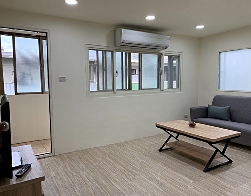 近新埔捷運站｜新埔民生站｜一卡皮箱即可入 - Image 2