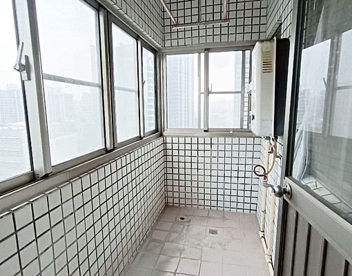 免仲介費可租補🥇漢神巨蛋靜巷首選3房2衛可寵💥全佳社宅 - Image 14