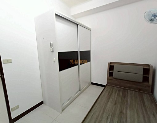 兆基🏠新埔民生捷運站/門口可停車/傢俱齊全 - Image 6