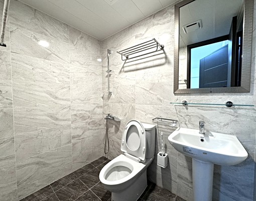 語若專營高鐵-國家強榜!可貓!兩房兩衛含車位含管理費 - Image 8