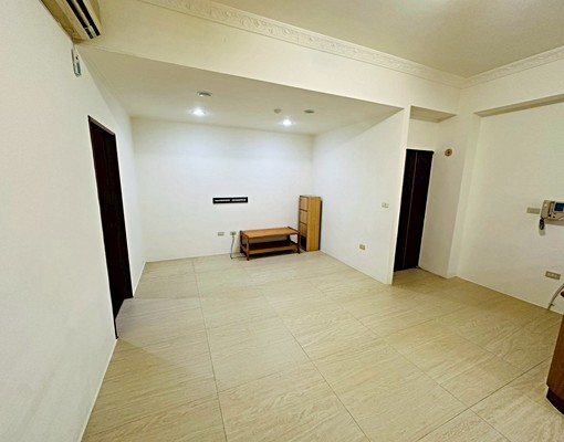 🍎近捷運電梯華廈三房車 - Image 1