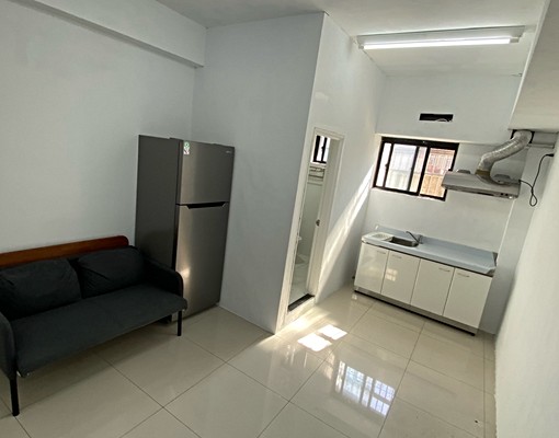 🎀質感空間/租金划算🎀近正義北路/龍門商圈仲介租管勿擾) - Image 1