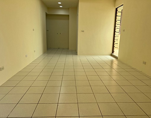 東區蘭潭國小大陽台大套房 - Image 2