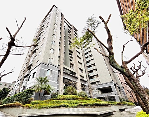 內湖捷運巧洋三房 - Image 1