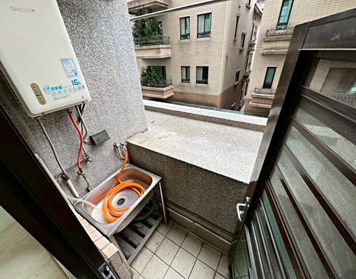 21000高鐵紐約裝潢美2房+汽車位/機車位/管理費 - Image 15