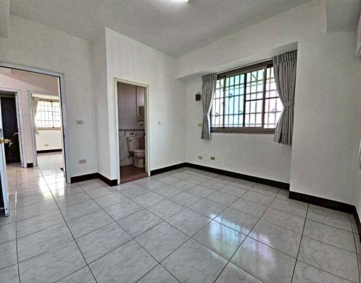 ⭕~新化市區高樓層三房可租補~⭕ - Image 3