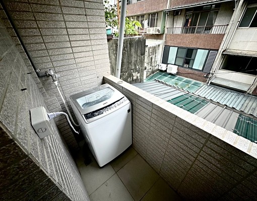 類一房一廳/陽台獨洗/木質地/系統裝潢衛浴開窗/室內機位 - Image 6