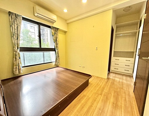 成功國中旁文教特區富宇悠森學三房適合家庭戶 - Image 15