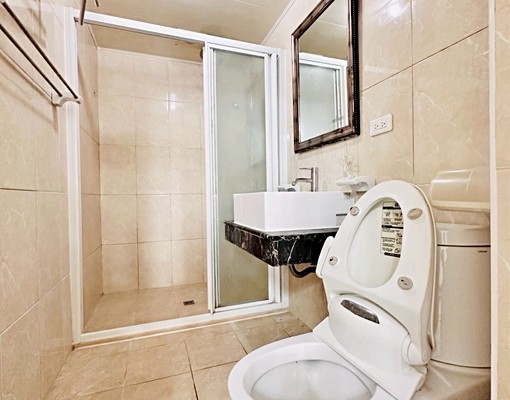 ✓近向上光田醫院✓整棟4房空屋平車✓可租補入戶籍 - Image 12