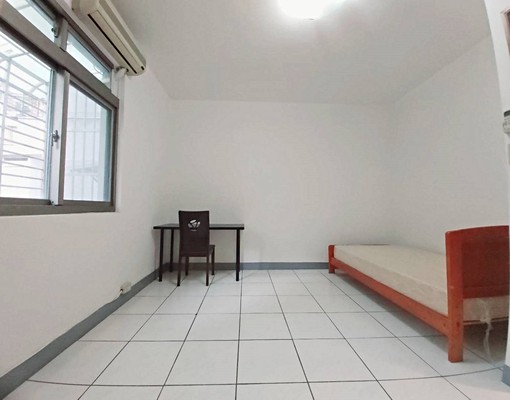 景安❤️社區型公寓二樓/3房/基本家具/前後陽台☎️住商找房 - Image 6