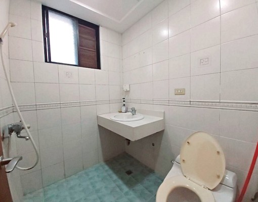 景安❤️社區型公寓二樓/3房/基本家具/前後陽台☎️住商找房 - Image 11