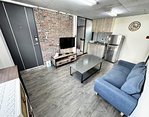 💯中山國小站✨頂加工業風兩房❤️採光佳⭕️可寵物 - Image 5