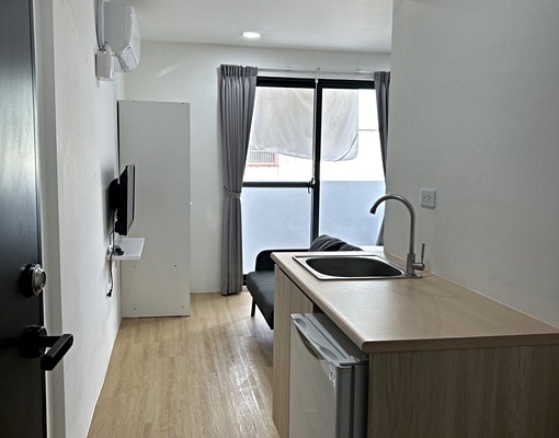 近74快速道路,潭子獨洗獨曬、可養貓、可租補套房 - Image 2