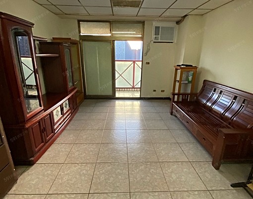 河南麥當勞星巴客/精美電梯大四房平車/可租補可談寵 - Image 1