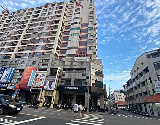 河南麥當勞星巴客/精美電梯大四房平車/可租補可談寵 - Image 15