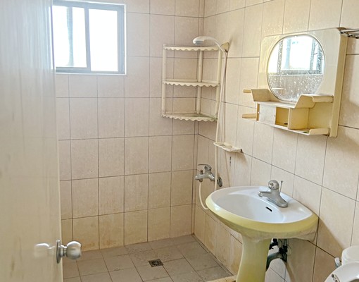 麻豆國小旁蛋黃區整棟出租 - Image 12