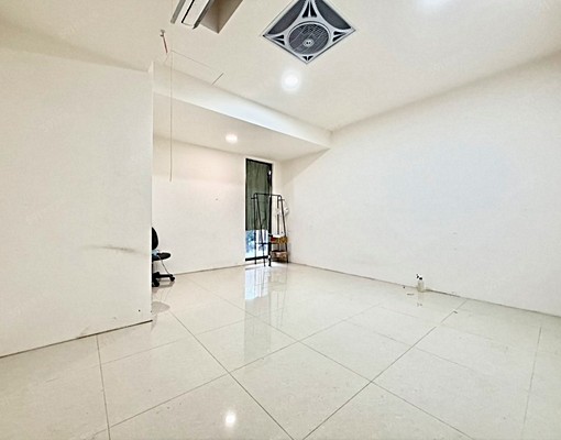 🦋高鐵新烏日✨自住。營業雙適用彈性兩房🐈可寵📍 - Image 2