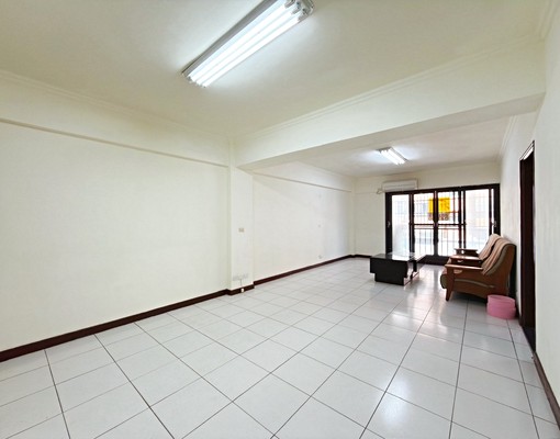 市中心大坪數採光3房 - Image 9